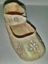 Zapato de colección  PEACHES CREAM de LORRAINE VAIL