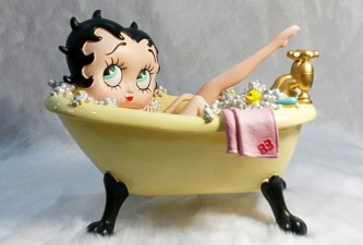 BETTY BOOP HAVING A BATH